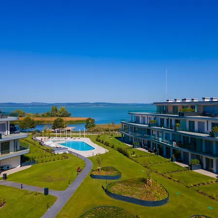 Szemes Bay Апартаменты *