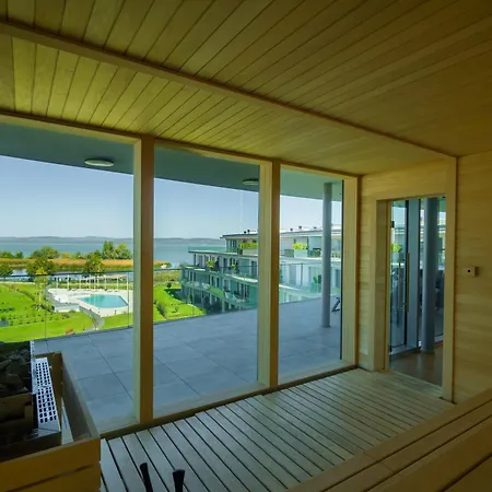 Szemes Bay Апартаменты Балатонсемеш