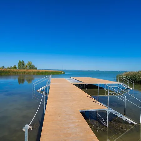 Szemes Bay * Балатонсемеш